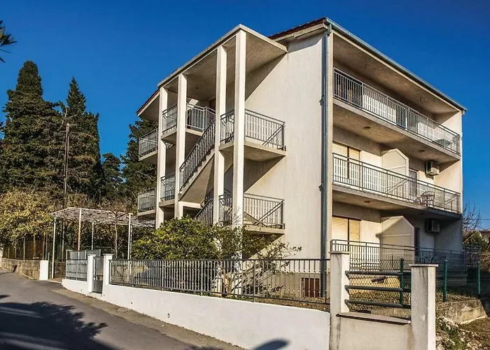 Apartments Aurora